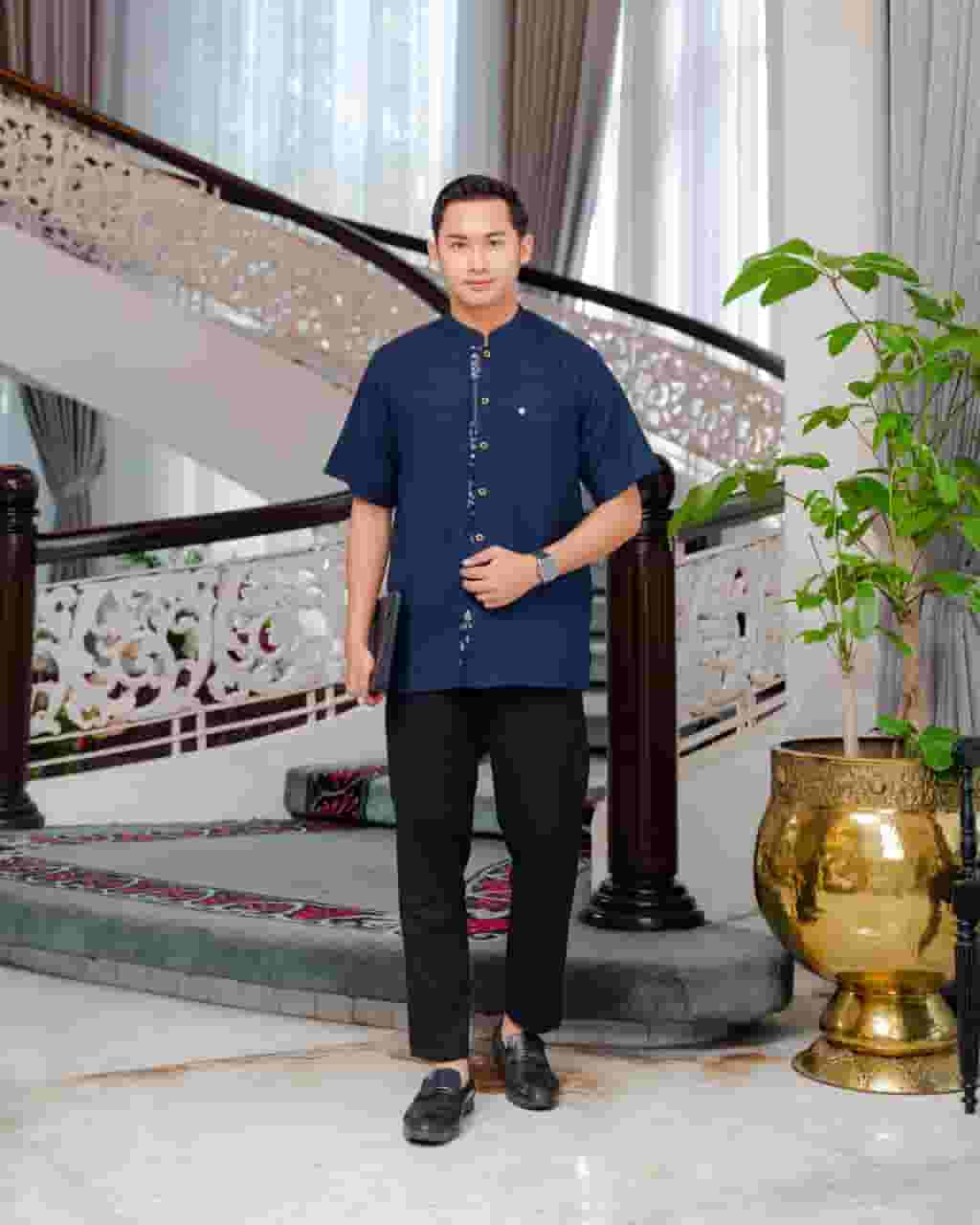 BIRU